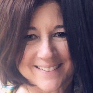 Meet your Posher, Brenda